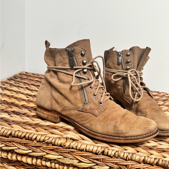 Sam Edelman Lace Up Boots - Beige - Size 6.5 - Picture 6 of 6